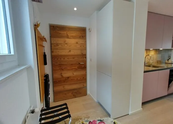 Montanji 7- Neu Renoviert, Tolle Aussicht! Apartment