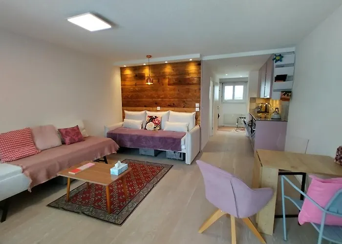 Montanji 7- Neu Renoviert, Tolle Aussicht!